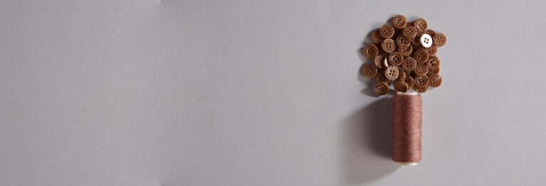 الإبر و الخيوط