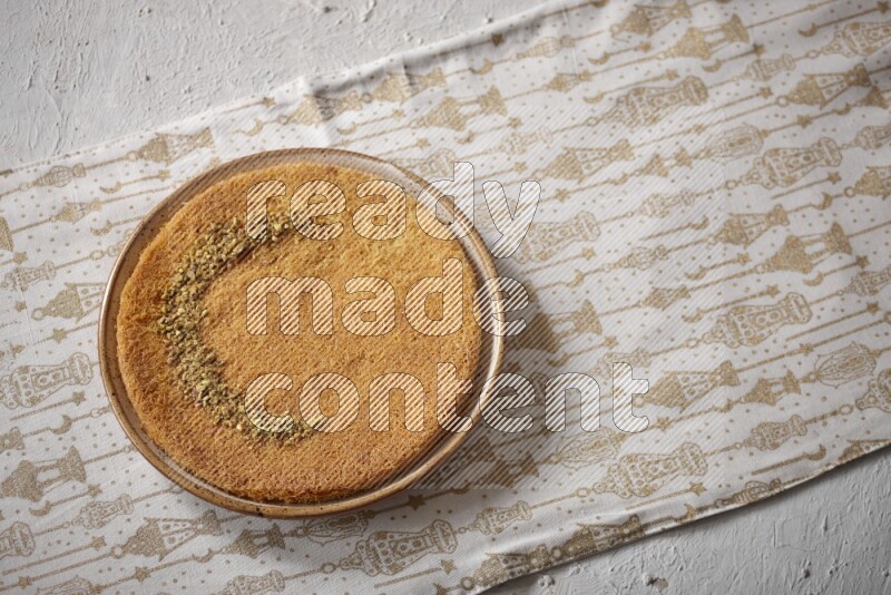 Konafa in a light setup