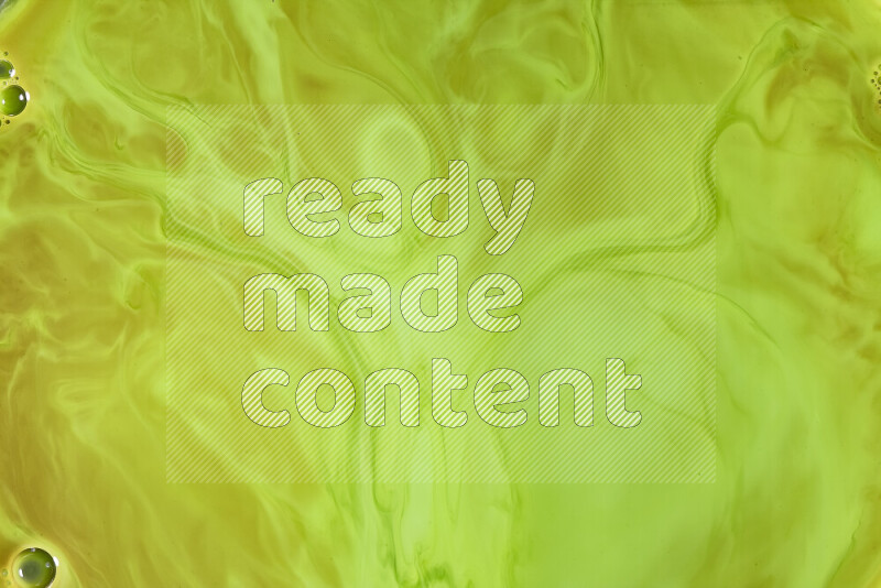 لقطة مقربة لأنماط دوامية بتدرجات اللون الأخضر