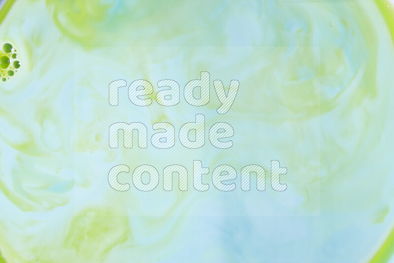 لقطة مقربة لأنماط دوامية بتدرجات اللون الأخضر