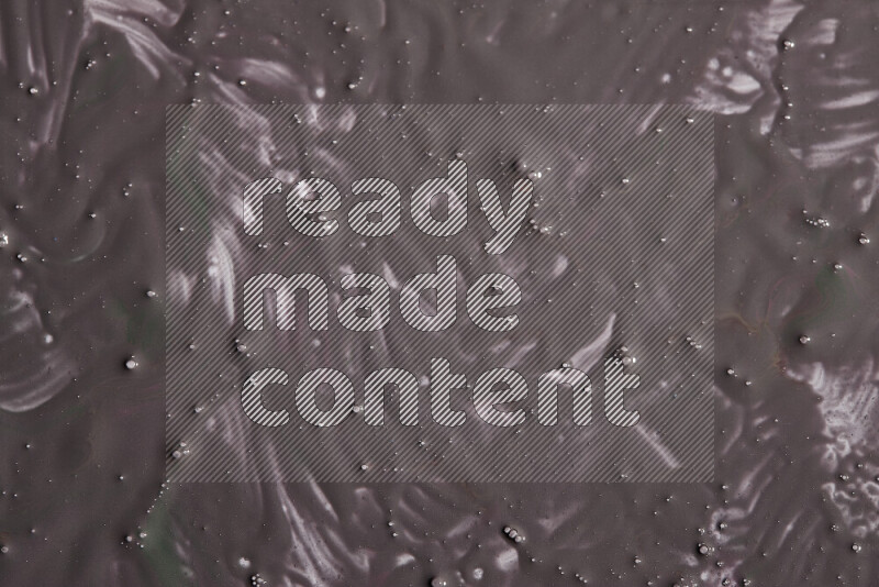 لقطات مقربة لأشكال مختلفة مرسومه باللون الأرجواني