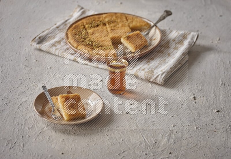 Konafa with tea in a light setup