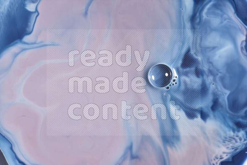 لقطة مقربة لأنماط دوامية باللون الأزرق والأحمر والأبيض